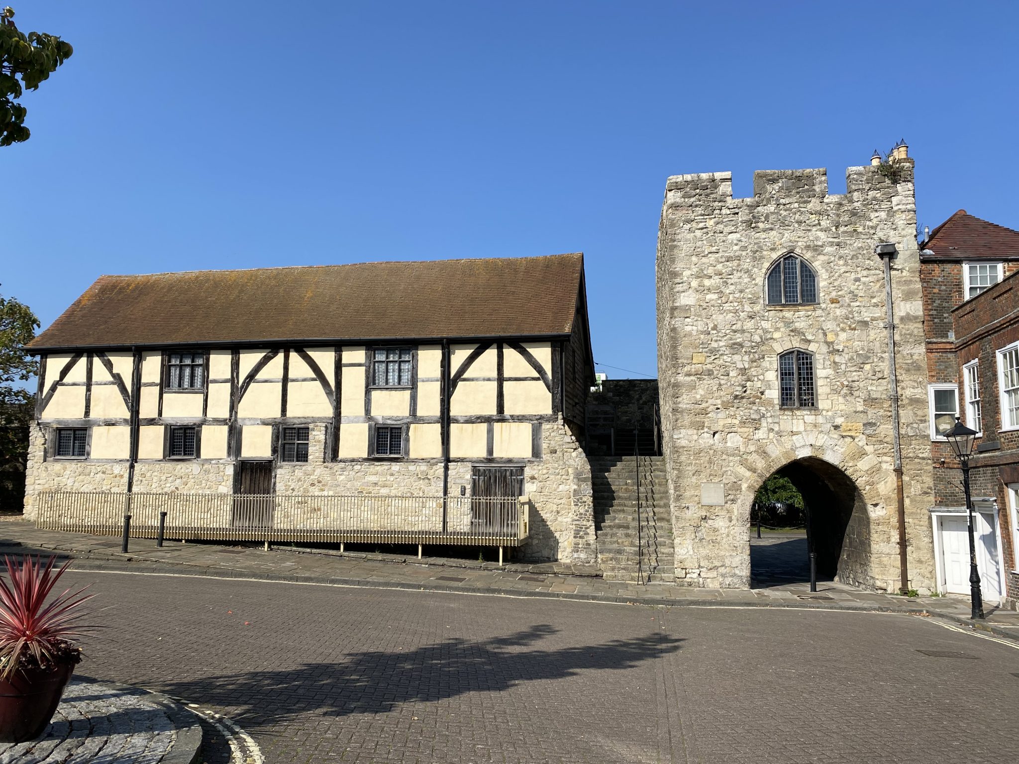 Southampton Old Town Walk Historic Southampton