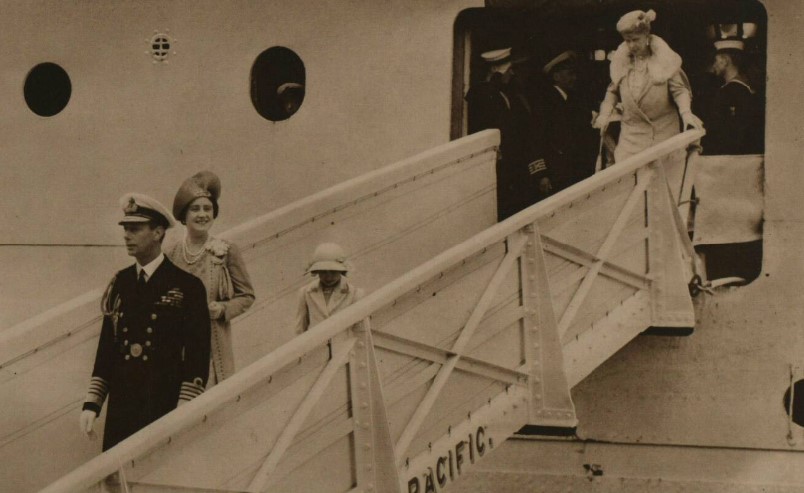 King George VI and Queen Elizabeth on the gangway with Princess Margaret. Queen Mary and Princess Elizabeth are about to leave the ship. Image from the 1 July 1939 edition of the Illustrated London News. Image © Illustrated London News Group.